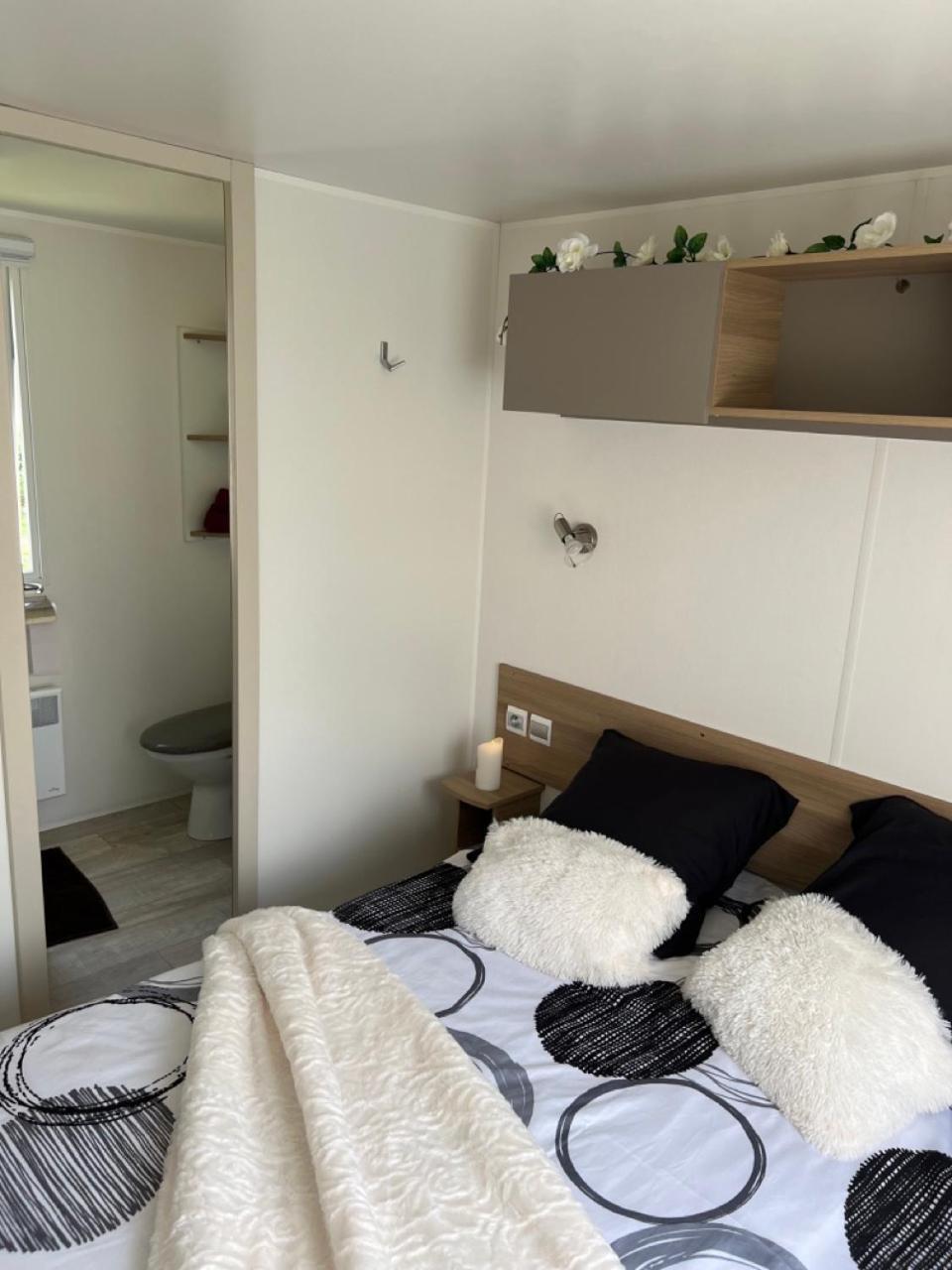 Mobil-Home 4 Etoiles Avec Piscine Proche De Blois Onzain Dış mekan fotoğraf