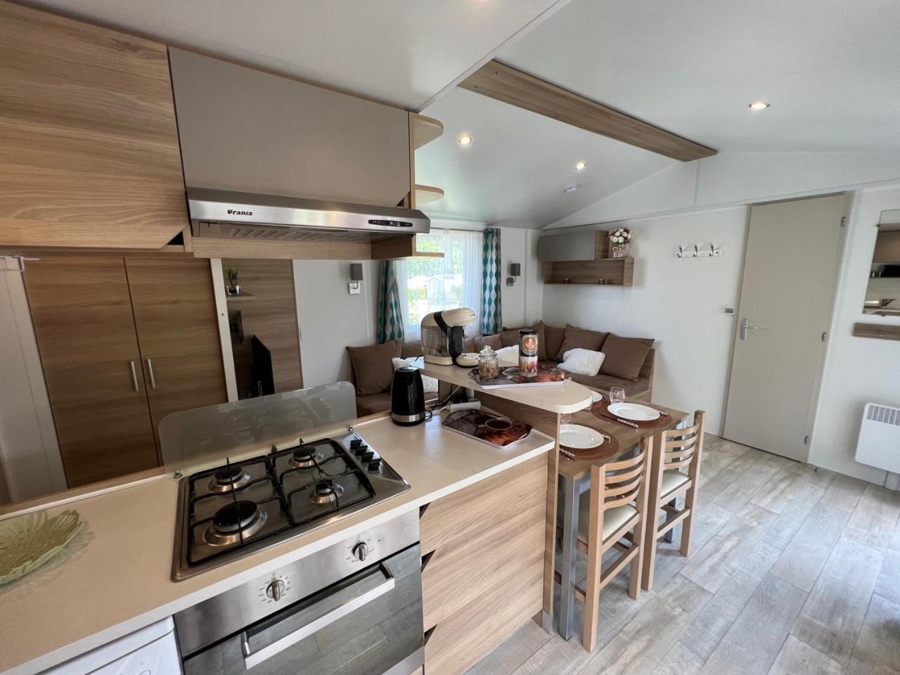 Mobil-Home 4 Etoiles Avec Piscine Proche De Blois Onzain Dış mekan fotoğraf
